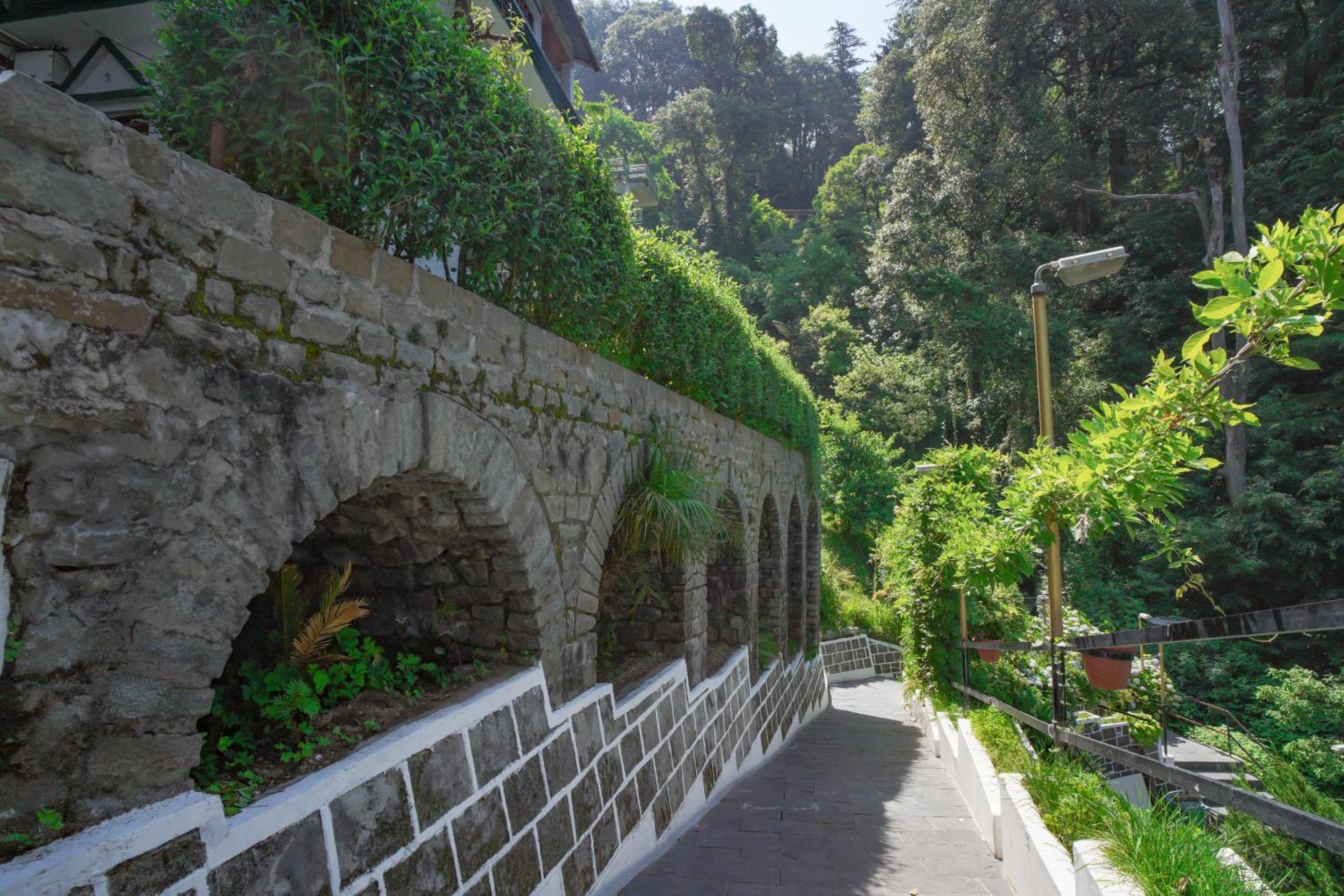 Vilasa Lall Ji Resort Dalhousie Exteriér fotografie